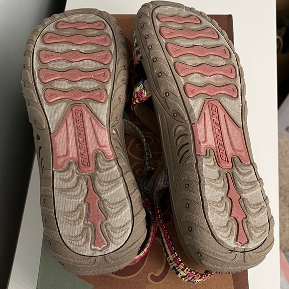 Skechers Multicolored Women’s Sandals - Picture 4 of 5